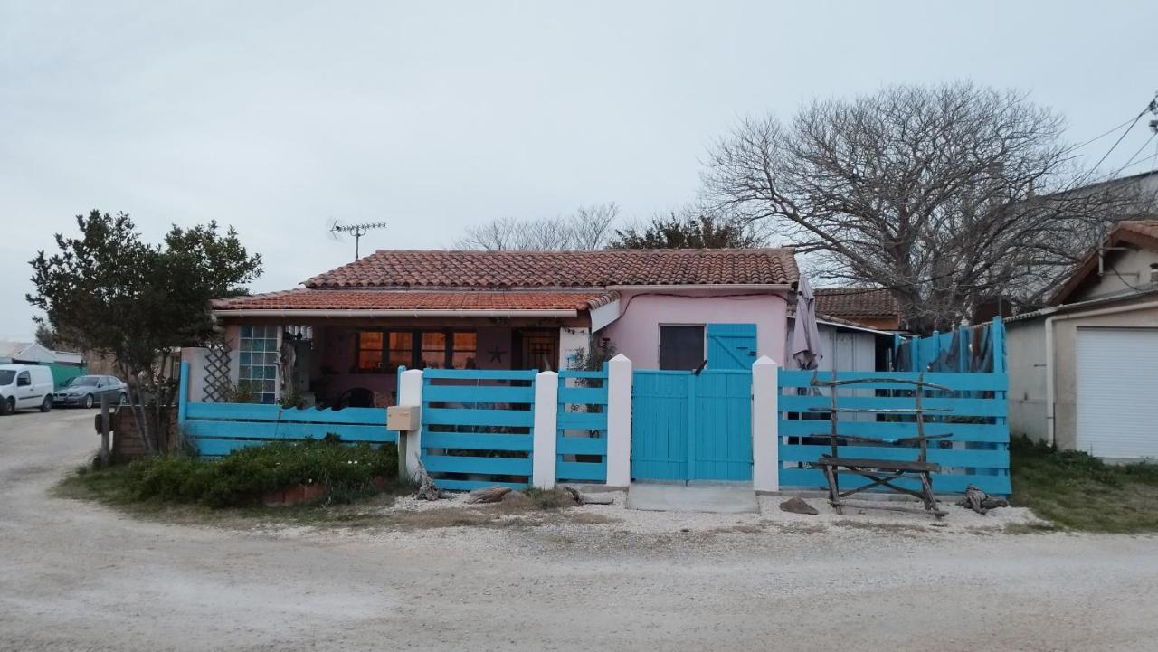 Une Maison Sur Une Presqu'Ile Port-Saint-Louis-du-Rhône Extérieur photo